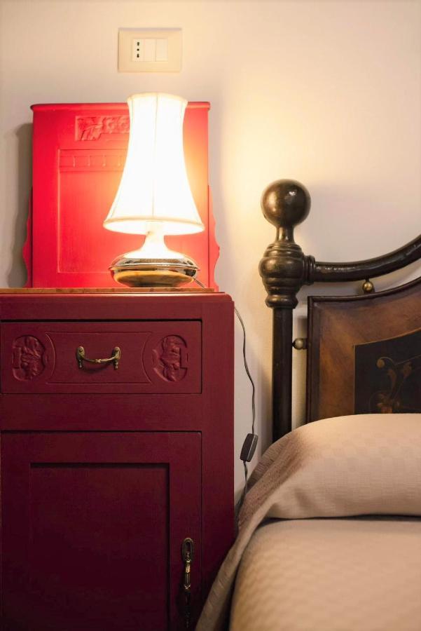 La Finestra Sul Colle Bed & Breakfast Parrana San Martino Екстериор снимка